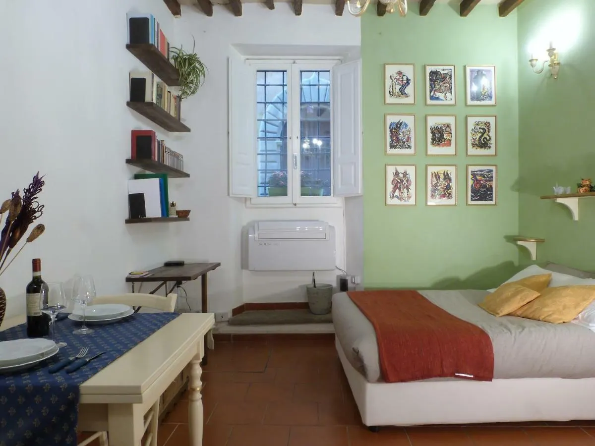 Little Pepi Apartment Florence Italy