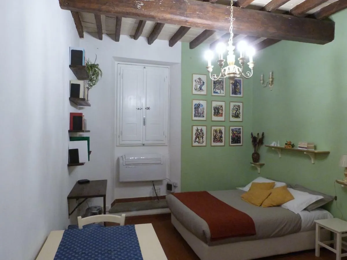 Little Pepi Apartment Florence Italy